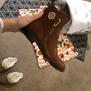 Tommy Hilfiger boots